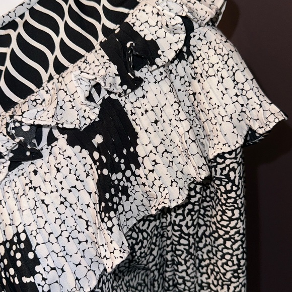 Assorti For Susan Freis Vintage Black & White Long Sleeve Pleated Dress SZ M(83) - Picture 6 of 13